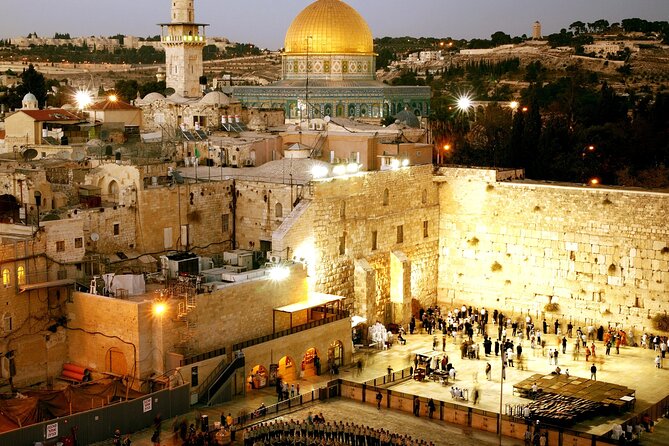 Full Day Jerusalem & Bethlehem Private Guided Tour From Amman - Walking the Via Dolorosa