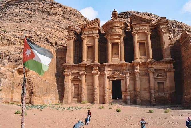 Full day Petra & Wadi Rum 01 hour stop in Dead Sea from Amman - What the $179.50 price really buys