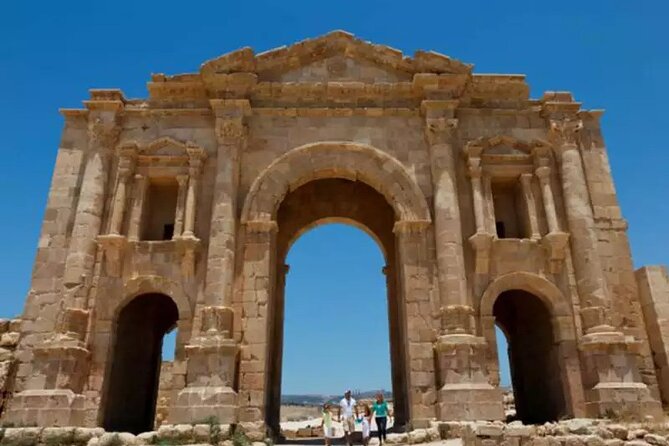 Full day Tour in Jerash and Dead sea from Amman - The road south to the Dead Sea