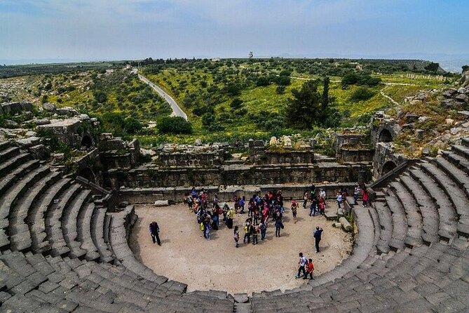 Full day Tour Jerash، Ajloun and Um Qais from Amman - The private car makes the long circuit easier