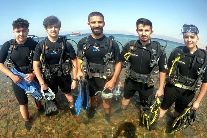 Guided Scuba Diving Adventure in Aqaba - Entering the Red Sea and settling below the surface