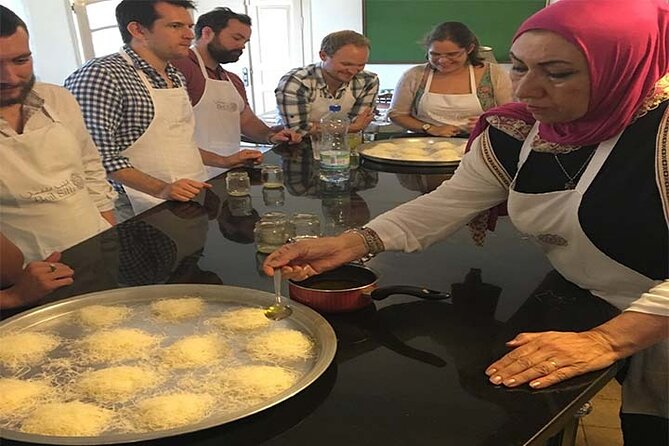 Half Day Cooking Class Experience with Amman Panoramic Tour - What you cook during the class