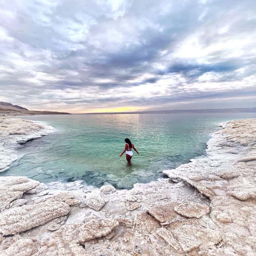 Half Day Tour Dead Sea , Pink Lake, Crystal beach From Amman - Seeing the Pink Lake along the way