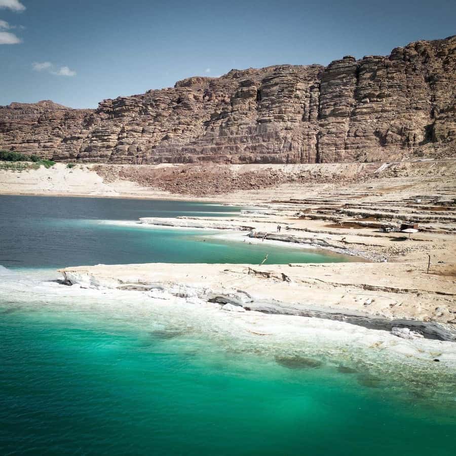 Half Day Tour Dead Sea , Pink Lake, Crystal beach From Amman - Trying the famous Dead Sea mud
