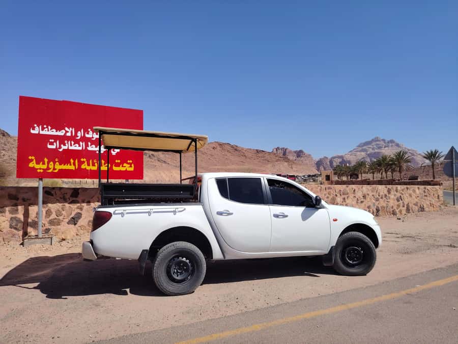 Jeep Tour - Sand dunes and Seven Pillars of Wisdom