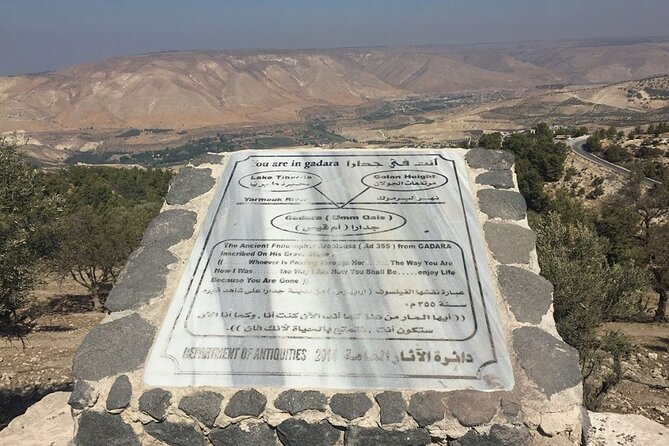 Jerash Ajloun and Umm Qais Private Tour - Three hours among the columns at Jerash