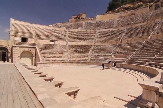 Jerash and Amman City Tour from Amman - Jordan Museum and King Abdullah Mosque