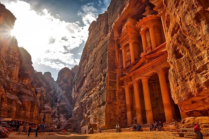 Jordan's Gems Full Day Tours: Petra, Wadi Rum, Madaba, Mt.Nebo - The driver makes or breaks the day
