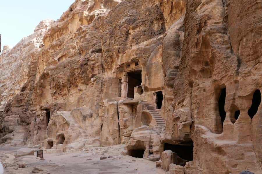 Jordan Trail: Dana to Petra 4-Day Trekking Tour - Days two and three: canyons, plateaus, and Bedouin country