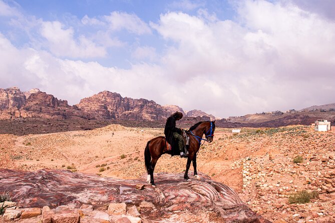 Literary tourism experience in Petra - Women’s lives, local culture, and modern Jordan