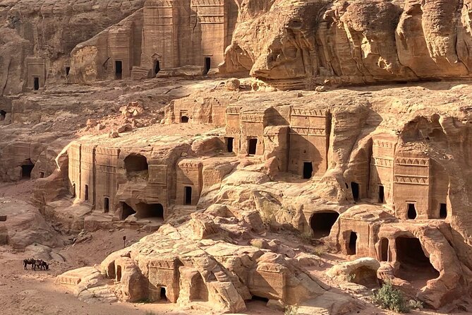 Petra Highlight Tour with Private Guide Sami Nawafleh | 2.5 Hours - Walking from Bab el Siq to the gorge