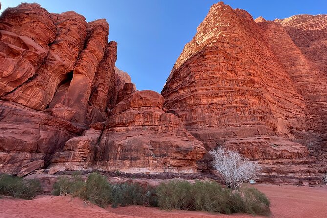 Private 1 Day Wadi Rum Desert Tour - Mountain climbing and sandboarding