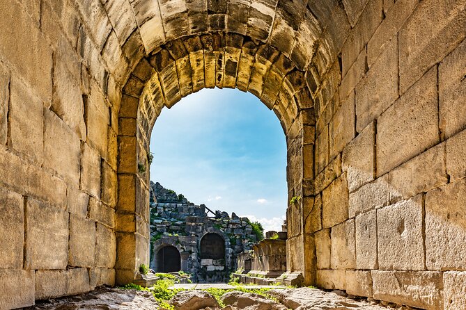 Private Day Tour to Umm Qais from Amman with Optional Hiking Trail - Al Hreith Trail: an easy add-on with wide views