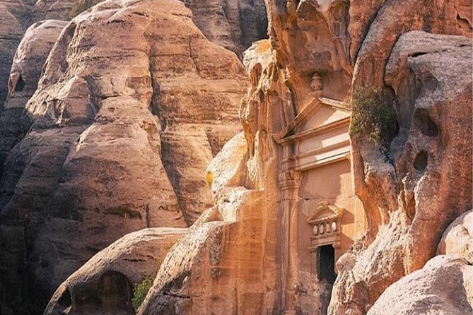 Private Full-Day Aqaba Shore Excursion to Petra and Little Petra - What the $300 price includes