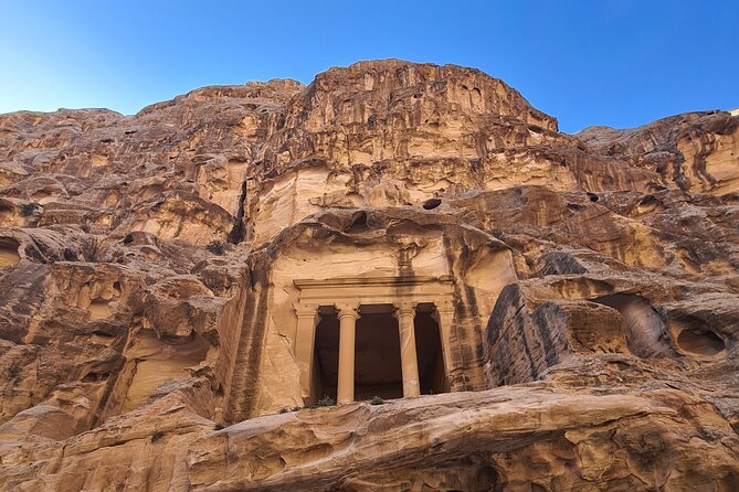 Private Outdoor bedouin Dinner in Petra - What the $150 price really covers