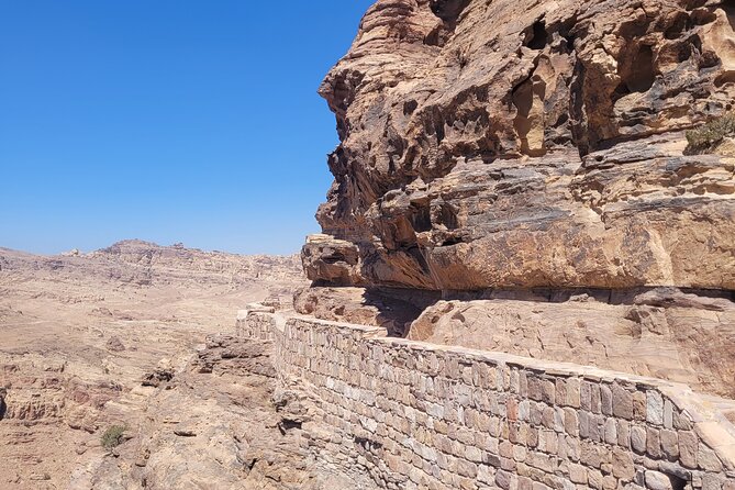 Private Petra Back Entrance Tour with Guide . - Ending at the Treasury after roughly 10 kilometers