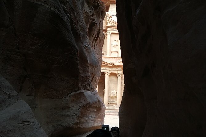 Private Petra Back Entrance Tour with Guide . - What the private format is worth at $140 per person