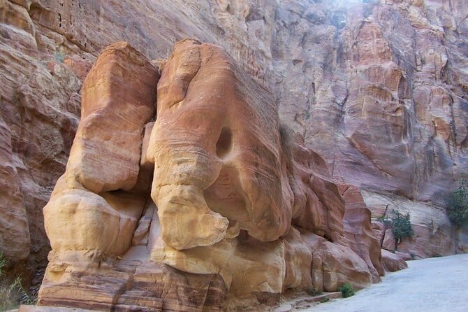 Private Tour: Petra and Wadi Rum Day Trip from Dead Sea - Key points to know before booking