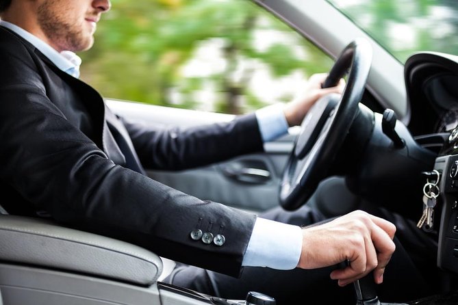Private Transportation services (Day Use) - Six hours of included driving time