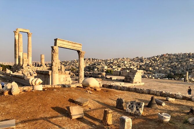 Private Walking Tour in Amman With Local - Guides, pace, and the private format