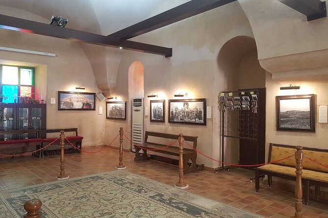 Private Walking Tour in Madaba with Local Guide - The private format and the wider Jordan package question