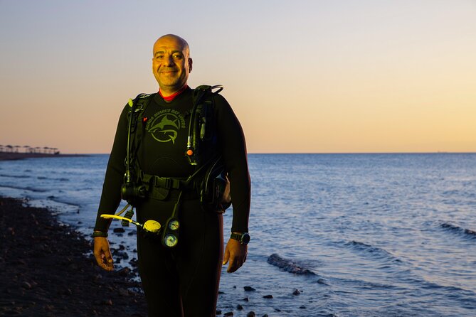 Shore PADI SCUBA Advanced Open Water Course - The Deep session: learning to work at greater depth