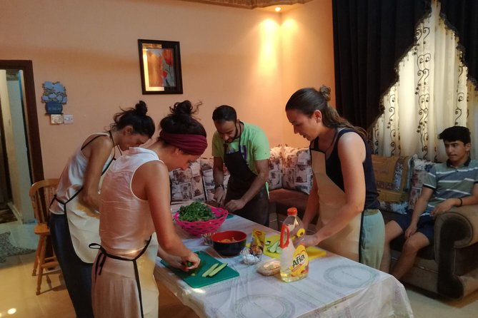 Suhaila (connecting through cooking) - Inside Mohammed’s home in Aqaba