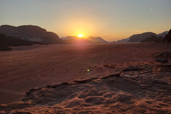 Sunrise & Sunset Tours | Magic Bedouin Star - Sunrise or sunset: choosing the right departure
