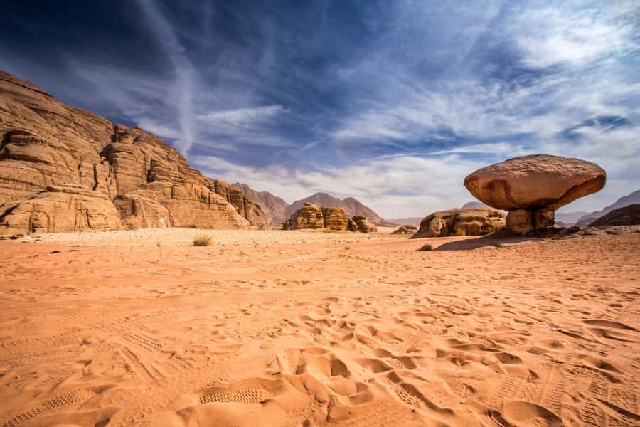 Tel Aviv: Petra & Wadi Rum 2-Day Tour with Bedouin Camp Stay - Who should book this two-day Jordan trip