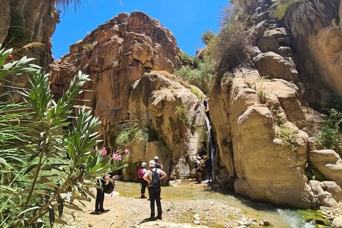 Wadi Hora and Wadi Bin Hammad Canyoning Adventure - The short hike back through the canyon