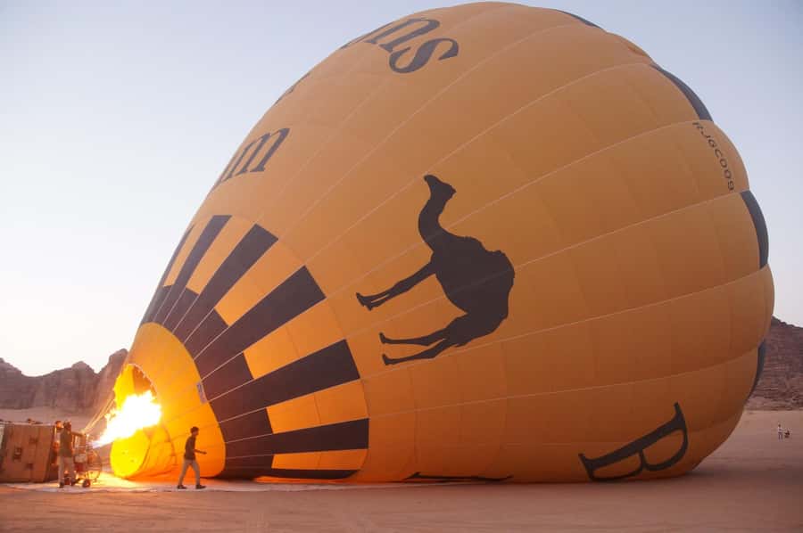 Wadi Rum: 1-Day Sunrise Balloon above Rum Valley & Transfer - Key points to know before booking