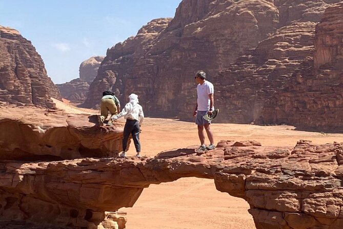 Wadi Rum 2-Day Jeep Tour with Meals and Overnight in Bedouin Camp - Red dunes, tea, and easy rock bridges