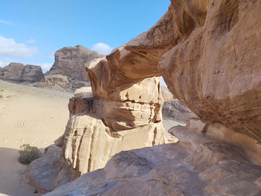 Wadi Rum: 2-Hour Jeep Tour with Bedouin Tea - What to bring for a comfortable ride