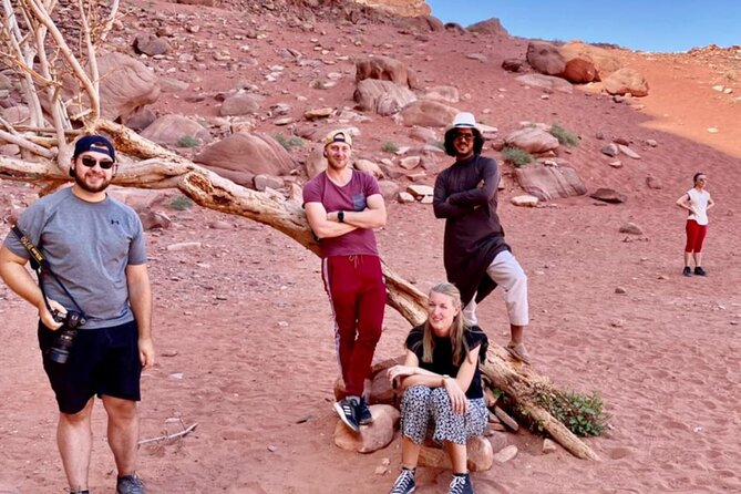 Wadi Rum 4-Hour Sunset Tour - Wadi Rum Desert Highlights - Lawrence’s Spring and the first taste of desert life