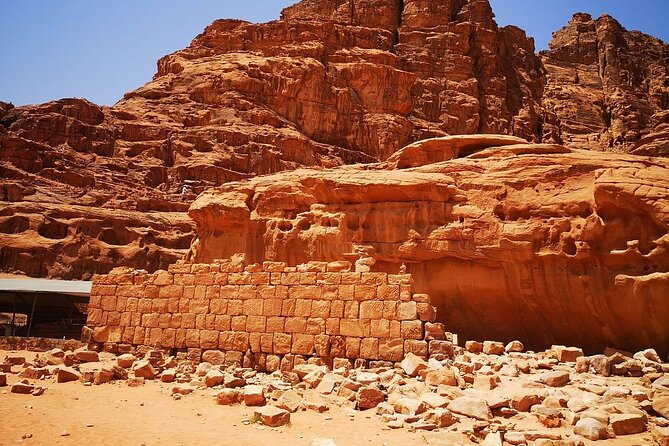 Wadi Rum Full Day Jeep Tour + Overnight in Bedouin Camp & Dinner - Khazali Canyon puts old markings within reach
