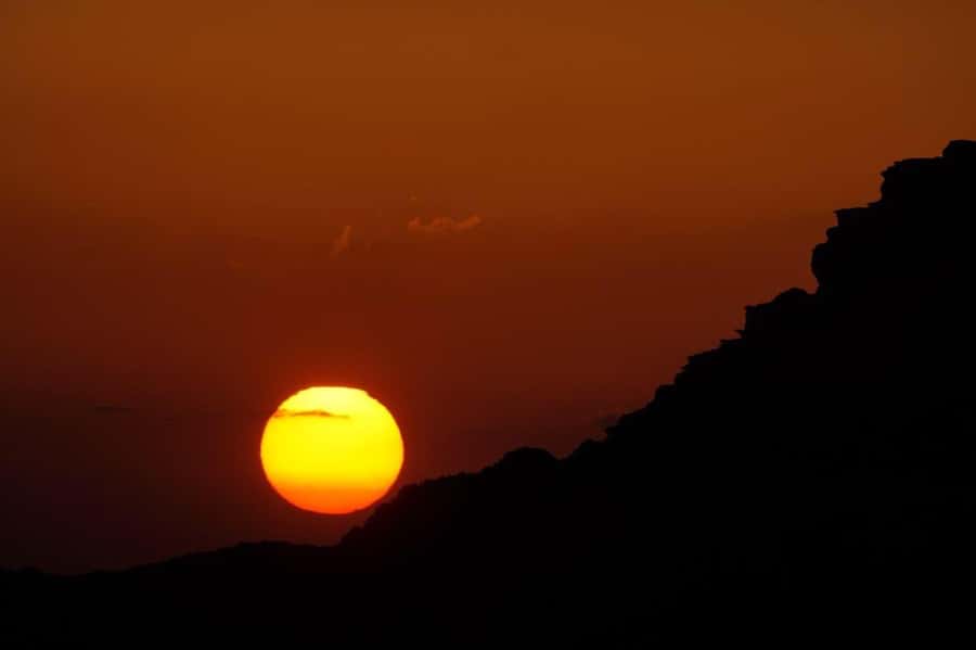 Wadi Rum:Full Day Tour Lunch Sand boarding Camel Ride Sunset - Quick points before you book