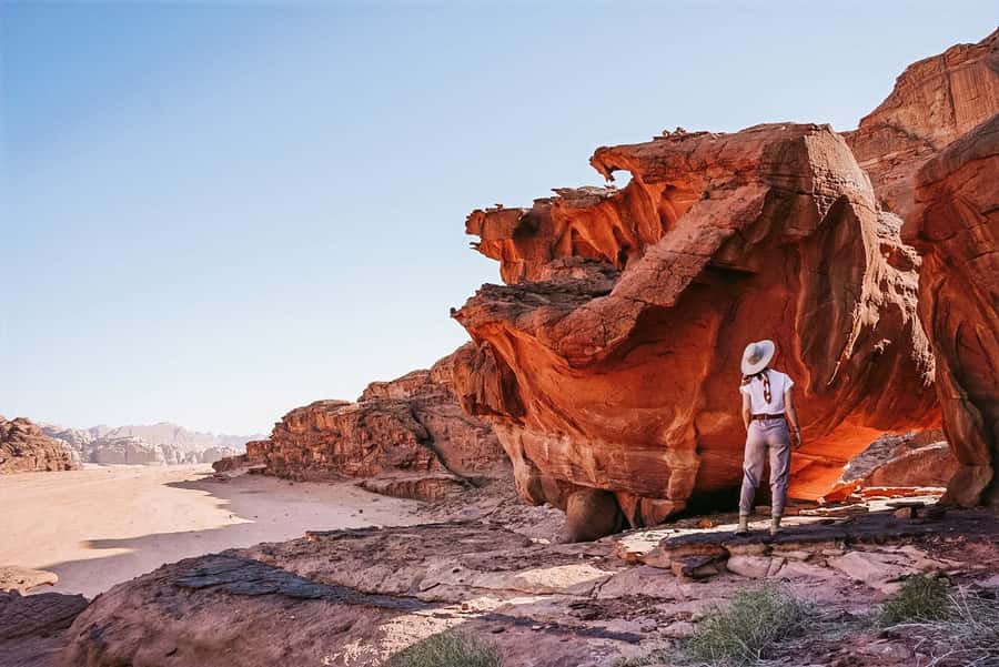 Wadi Rum: Guided Jeep Tour With Overnight Stay and Meals - Five things to know before booking