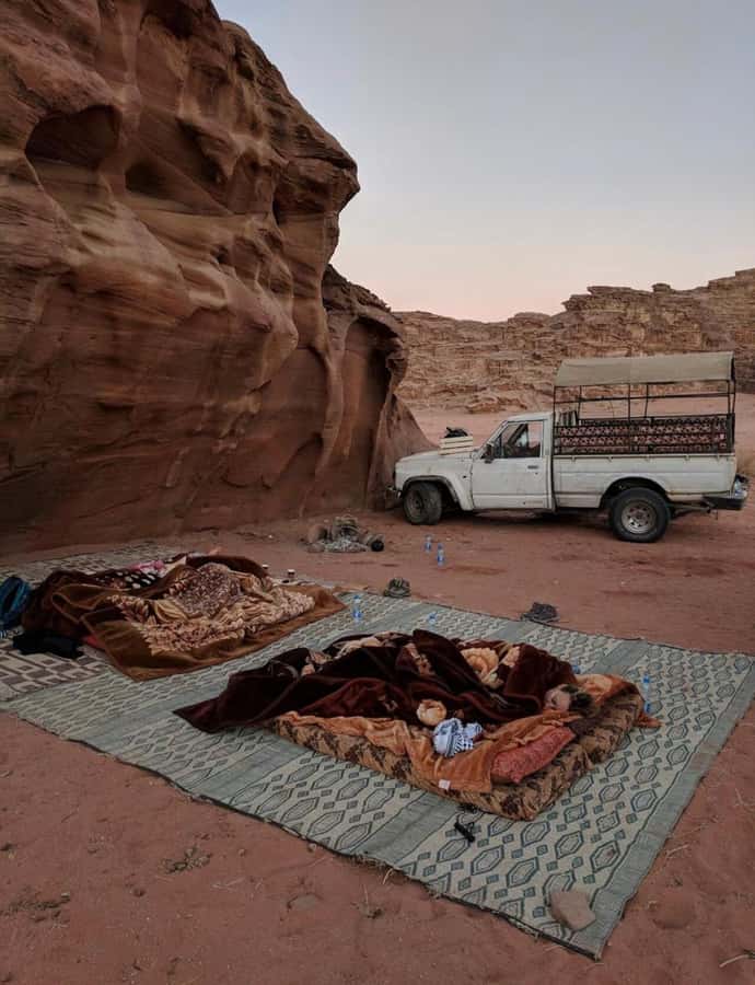 Wadi Rum: Half-Day Jeep Tour with Local guide - Khazali Canyon rewards a slow walk