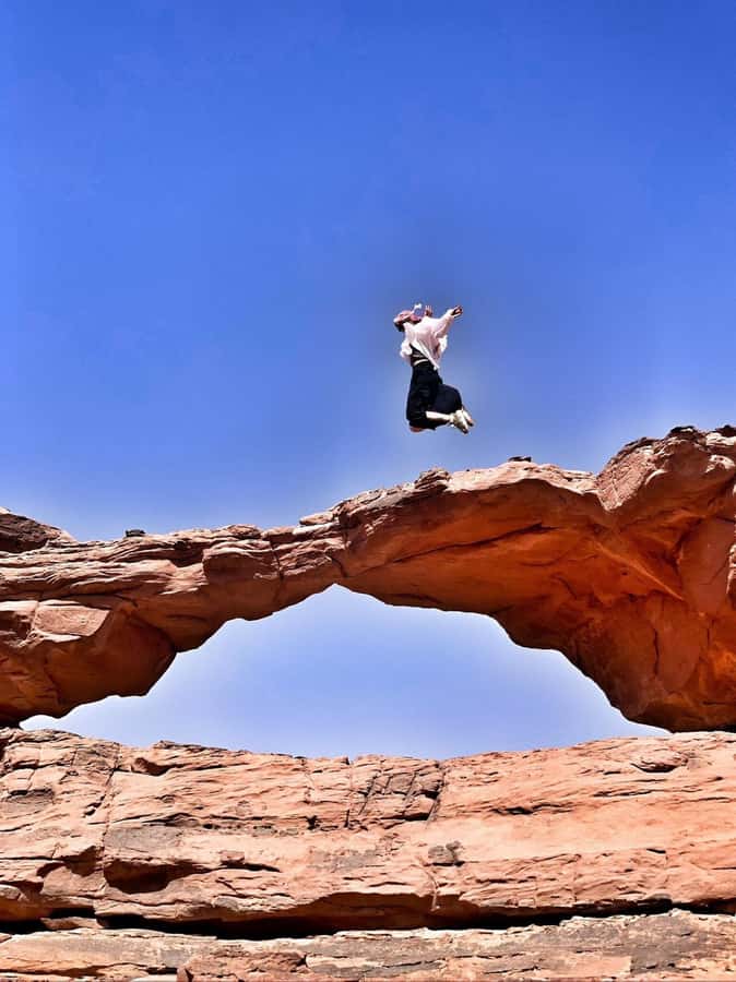 Wadi Rum Highlights: 4-Hour Jeep Tour - Morning or Sunset. - Lawrence’s Spring and the human side of the desert