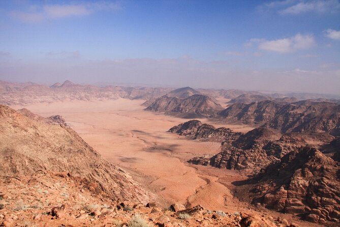 Wadi Rum: Mountain Hike with Lunch & Scenic Valley Tour - The morning hike: Jebel Um Ad Dami or Burdah Arch
