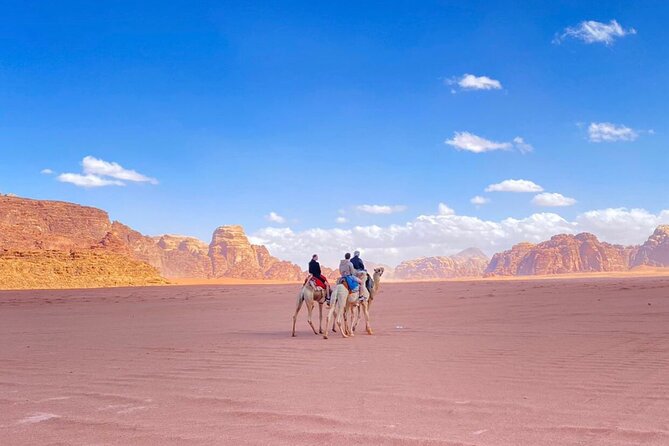 Wadi Rum overnight jeeptour - 1 Day/ 1 Night - Red Sand Dune, one hour of easy desert play